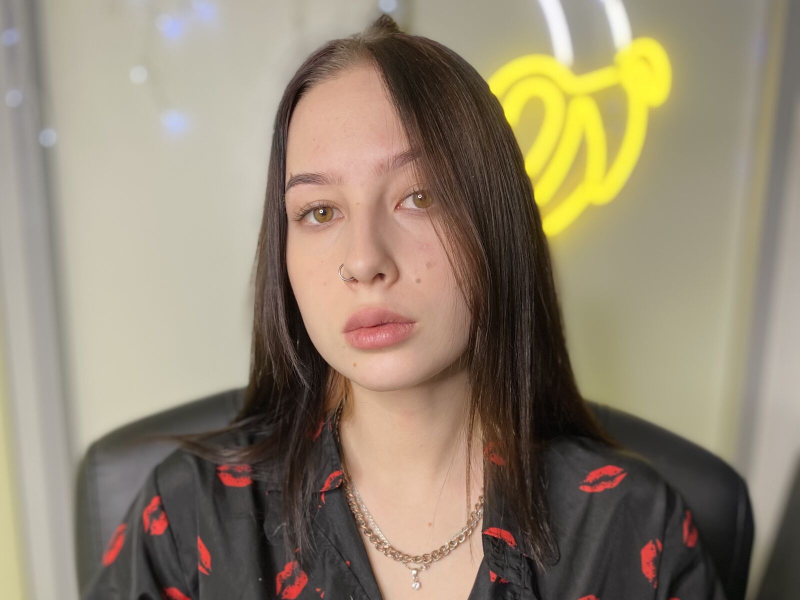 Free Naked BettyLorans