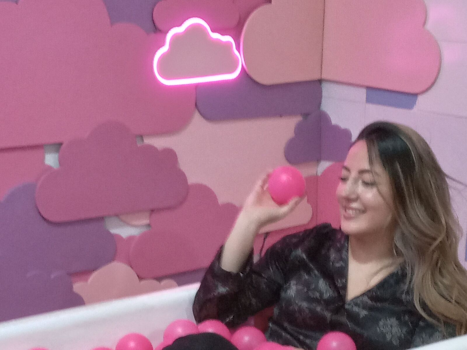 Free Naked DannyFarala