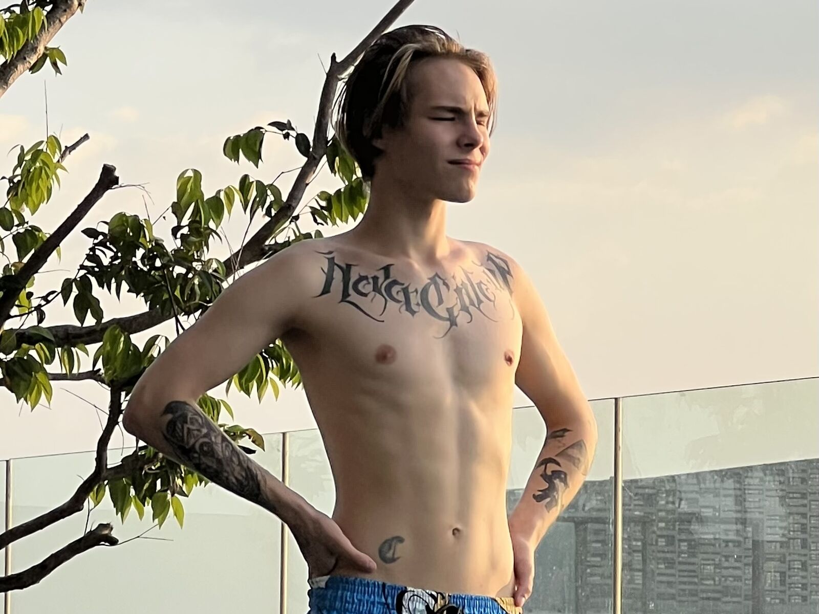 Free Naked FrankMcRoyal