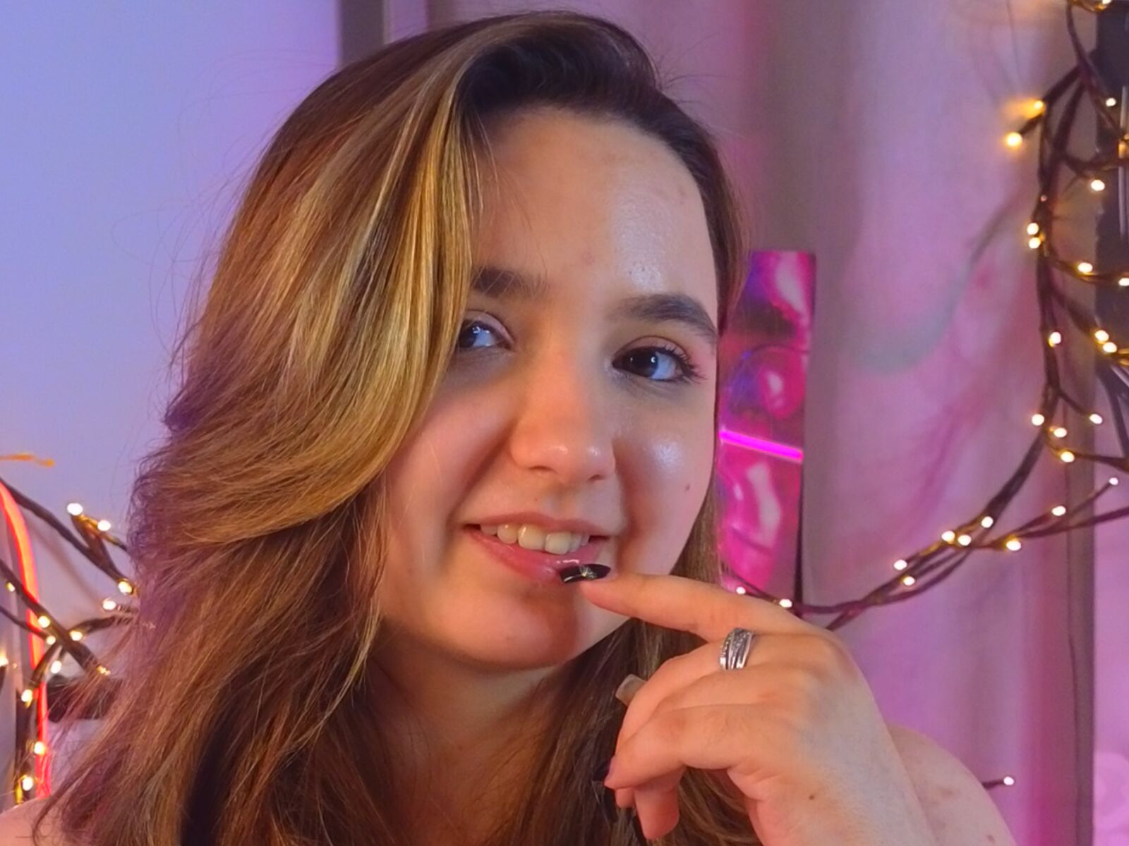 Free Naked LucilleBride