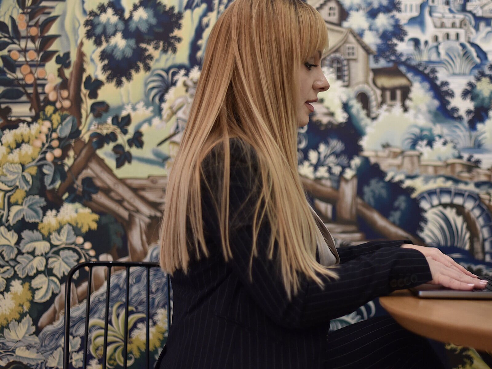 Free Naked SabrinaRainy